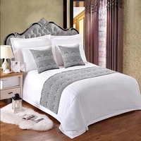 Ensemble de linge de lit d'hôtel Queen Size 3 cm à rayures 300TC, drap et taie d'oreiller 100% coton, tissage satiné doux pour l'hôtellerie