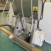 Machine de remplissage d'eau par gravité semi-automatique à 4 têtes pour petites entreprises