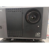 Projecteur de projection numérique NEC2000C 17000 Lumens 2K DLP 3D intégré pour les cinémas commerciaux, les auditoriums et les multiplex