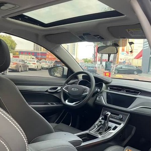 <span class=keywords><strong>2020</strong></span> para Emgrand 1.5L Sedán con Todas las Opciones |   Techo corredizo |   Interior de Cuero |   Volante a la Izquierda |   Euro VI |   En perfectas condiciones - Product Image 6