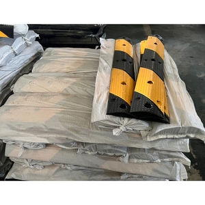 ऐको 1830 मिमी टिकाऊ सुरक्षा सड़क रबर/एचडीपे गति बंप के साथ 25-45mph गति बम्प फिक्स्ड इंस्टॉलेशन के लिए 30-50 मिमी ऊंचाई - Product Image 5