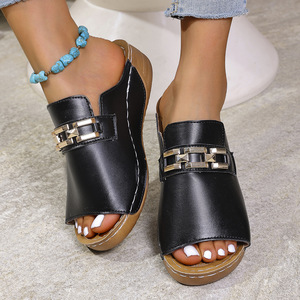 Sandalias de cuña QF1 para mujer, sandalias de cuña con hebilla de cuero para verano, sandalias ligeras y cómodas - Product Image 1