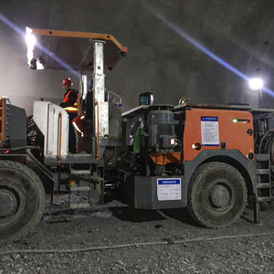APCOM Top Drive <b>Rotary</b> Percussion Diesel Crawler, Portable Blasthole Auger Drilling <b>Machine</b> for Mining Quarry Rock Drilling - Product Image 5