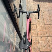 Bicicleta de Carretera de Fibra de Carbono Rosa 700C, Bicicleta de Carreras Ligera de 24 Velocidades con Frenos de Disco Hidráulicos