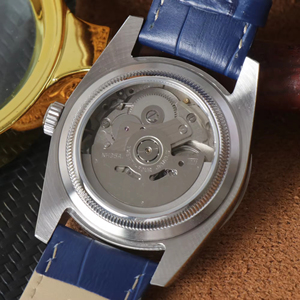 Montre digitale Cares I AM Already Later NH35 Mod, étanche 3 ATM, cadran en silicone et plastique, aiguille, alarme, boîtier rectangulaire 50 mm - Product Image 5