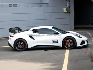 ชุดแต่งคาร์บอนไฟเบอร์แห้งคุณภาพสูงสำหรับ Lotus Emira ประกอบด้วยลิ้นหน้า สเกิร์ตข้าง สปอยเลอร์หลัง - Product Image 4