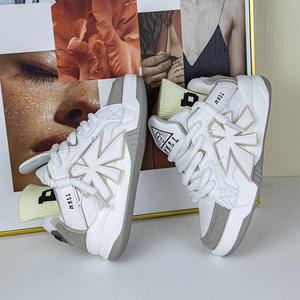 Chaussures de skate à plateforme pour hommes, semelle épaisse, design rehaussant, multicolores, baskets de sport décontractées, style marche - Product Image 4