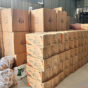 รถทรงตัวสำหรับเด็กสี่ล้อ มีไฟและเสียงเพลง สำหรับเด็กอายุ 1-3 ปี ดีไซน์ย้อนยุค สีขาว - Product Image 4