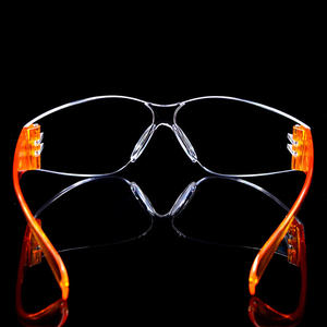 Lunettes de sécurité anti-poussière pour enfants Lunettes de sécurité anti-poussière anti-impact anti-buée pour enfants Lunettes jetables Protection des yeux pour enfants - Product Image 6