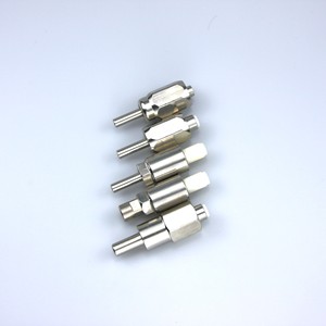 Dịch vụ chuyên nghiệp thép không gỉ Tự động bền tiết kiệm nước lợn núm vú uống 3 năm bảo hành cho nông nghiệp hiện đại - Product Image 4