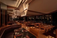 Meubles de restaurant occidental haut de gamme, canapé banquette incurvé rembourré en tissu et ensemble table et chaises