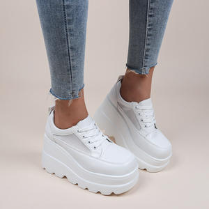 Scarpe da <span class=keywords><strong>donna</strong></span> bianche traspiranti altre scarpe con <span class=keywords><strong>tacco</strong></span> <span class=keywords><strong>alto</strong></span> alla moda per le donne sneaker da <span class=keywords><strong>donna</strong></span> con scarpe di nuovo stile - Product Image 3