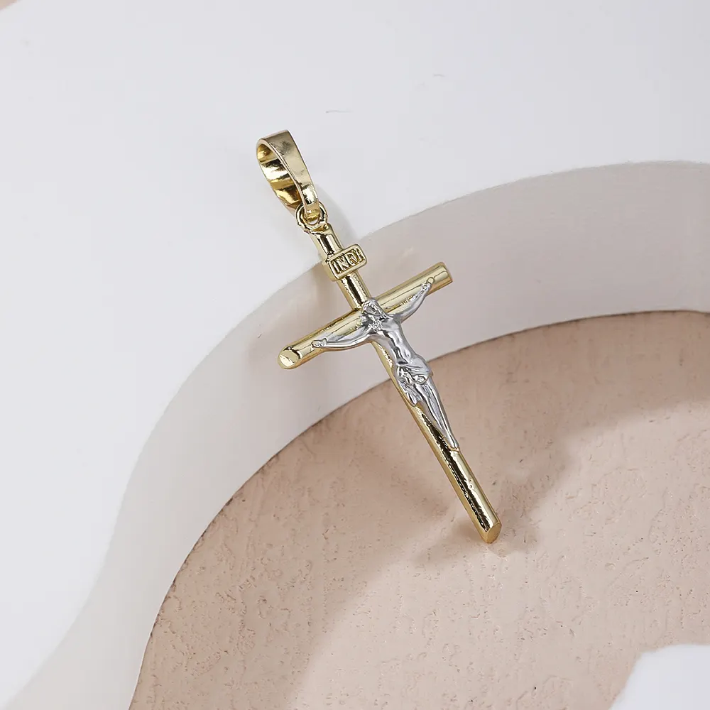 Bán buôn 14k 18K mạ vàng Christian Tôn Giáo Jesus Charm crucifix chéo Mặt dây chuyền cho phụ nữ người đàn ông