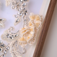 Applique florale perlée et strassée faite à la main, motif fleur 3D en maille couleur champagne, accessoire de vêtement personnalisable OEM ODM en gros