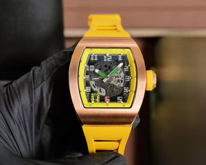 El Nuevo Reloj Mecánico 010 de Alta Calidad con Caja de Metal Esqueletizada de Lujo es un Elegante Reloj de Pulsera para Hombre de Negocios - Product Image 3