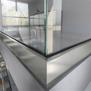 Prima ราวบันไดกระจกแบบทันสมัยมีไฟ LED ราวบันไดกระจกกลางแจ้ง - Product Image 2