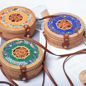 לוגו מותאם אישית בעבודת יד קש מודפס הלאומי סגנון קטן עגול קש כתף Crossbody תיק עבור קיץ החוף - Product Image 2