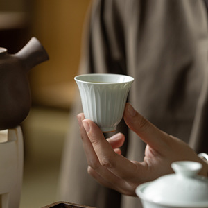 Guanlan Ceramic Lotus Petal Master Cup Porcelain Cone Shape For Kung Fu <b>Tea</b> <b>Sets</b> Household Use - Product Image 5