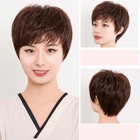 Cheveux bouclés courts pleine perruque de couvre-chef femme cheveux courts frange oblique perruques de séparation faites à la machine pour les femmes perruque