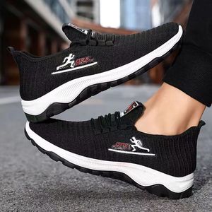 Zapatillas de malla transpirables de verano 2026 para hombre, calzado deportivo de moda, zapatillas casuales cómodas, ¡explosión de ventas! - Product Image 1