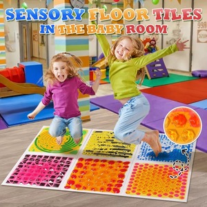 Tapete Sensorial Líquido Colorido, Paquete de 6, Baldosas Educativas de 30 cm para Sala Sensorial, Centro de Terapia - Product Image 2