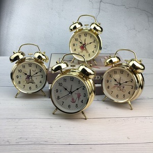 Reloj despertador de timbre de metal, campana grande, reloj Vintage de oro antiguo, reloj de Escaneo Silencioso de doble timbre - Product Image 1