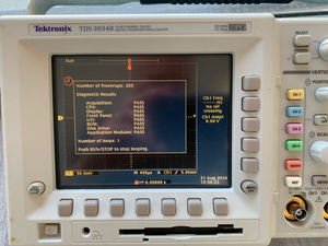 ออสซิลโลสโคปดิจิตอล Cald Tektronix TDS 3034B 300MHz 4CHAN ใช้งานมาแล้วเพียง 120 ชั่วโมง คุณภาพดีมาก - Product Image 3