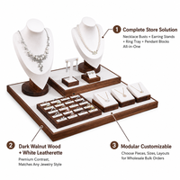 Présentoir à bijoux 4-en-1 en noyer blanc poncé à la main : buste à collier, support à boucles d'oreilles, plateau à bagues, bloc à pendentifs - Vente en gros OEM