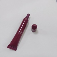 Tubes souples personnalisés de 10 ml en plastique rose brillant avec bouchon à vis pour gloss, baume à lèvres et crème contour des yeux