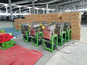 2023 nhỏ broyeuse de sắn sắn Máy xay bột tinh bột làm máy sắn phay Mài Máy <span class=keywords><strong>Miller</strong></span> - Product Image 6