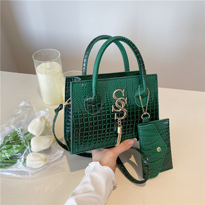 Borsa Donna Nuova Tendenza Estate 2025 Elegante e alla Moda Monospalla a Tracolla con Cerniera in PU di Alta Qualità Versatile - Product Image 1