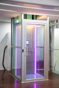 दूसरी तीसरी मंजिल विला के लिए आधुनिक स्व-निर्मित इनडोर/आउटडोर होम लिफ्ट - Product Image 1