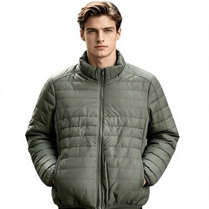 Blouson matelassé à capuche pour homme avec isolation de qualité supérieure, personnalisation de la marque, commandes en gros et options d'emballage personnalisées - Product Image 1