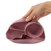 Ensemble d'assiettes en silicone moderne et écologique à 4 grilles Bol en céramique de luxe doux et sain et sûr Plaques d'aspiration attrayantes pour les tout-petits