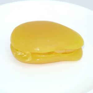 Bonbons Gommeux Créatifs en Gros, 135g, Grandes Mangues Pelables, Bonbons Gommeux Mous en Forme de Fruit 3D pour Enfants et Collations de Fête - Product Image 4