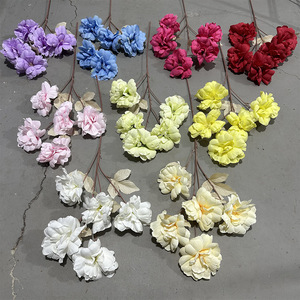 Fleurs artificielles Yixuan en soie, pivoines simulées à 5 têtes, pour arrangements décoratifs de mariage - Product Image 2