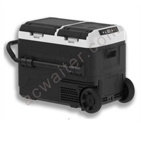 Penjualan Bagus 60L 12V/24V +20 ℃   ~ -20 ℃   Kulkas Mobil dengan Panel Kontrol Digital, Daya Terukur 50W