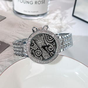 Reloj de Mujer con Diseño Creativo en la Nube, Elegante Esfera Estrellada, Correa de Acero, Reloj de Cuarzo, OEM/ODM, Reloj Personalizado - Product Image 5