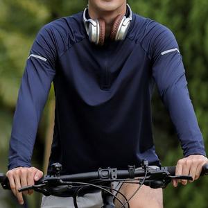 T-shirt de sport à manches longues pour hommes, vêtements d'entraînement athlétiques en polyester et spandex-coupe solide pour hommes, style course à pied - Product Image 4