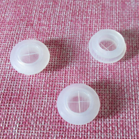 Bouchons de trou en plastique transparents durables-multifonctionnels pour l'étanchéité des interfaces d'instruments et d'appareils