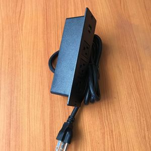 Multiprise murale à 2 prises avec 0 port USB-A et 0 port Type-C, 120V 40A, marquage TR, IP20, ABS noir - Product Image 2