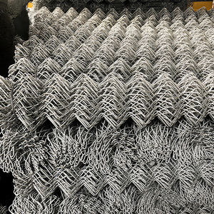 Malla <span class=keywords><strong>de</strong></span> Alambre Galvanizado con Eslabones <span class=keywords><strong>de</strong></span> Diamante en Rollo para Corte, Plegado y Soldadura, para Cercas <span class=keywords><strong>de</strong></span> Granjas, Sitios <span class=keywords><strong>de</strong></span> Cría y Montaña - Product Image 2
