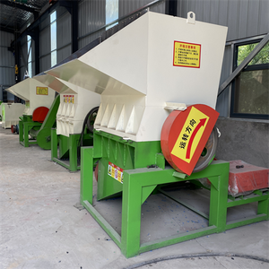 Large Type Double Shaft Shredder <b>Machine</b> <b>Plastic</b> Crusher with Engine for Sale - Product Image 3