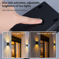 Lampe murale solaire LED carrée étanche Dingdian pour extérieur, éclairage mural chaud, éclairage haut et bas, décoration murale pour jardin, villa, maison