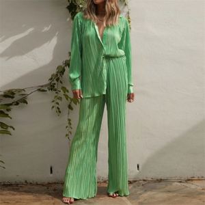Dropshipping Offre Spéciale Femmes plissées 2 pièces Coord Outfits Plisse Flare Sleeve Lace-up V-neck Crop Tops Green Wide Leg Pants Set - Product Image 2