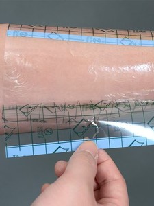 Película Transparente Impermeable para el Cuidado Posterior del Tatuaje, Vendaje Protector Adhesivo para Arte Corporal, Uso Profesional en Estudios de Tatuajes y PMU - Product Image 3