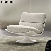 Nouvelle arrivée Pattie, fauteuil de salon chic et luxueux - Tissu moelleux, siège de salon polyvalent pour des espaces de vie élégants