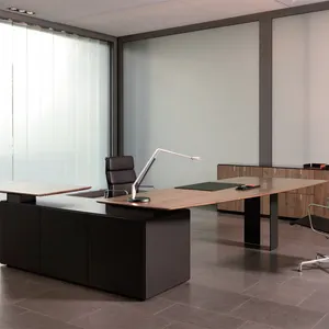Mesa de escritório para administração chefe, mesa de madeira para pintura de designer de atacado, móveis de escritório modernos, mesa do presidente