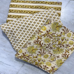 ผ้าซาตินเนื้อนุ่ม น้ำหนักเบา ลายดอกไม้ธรรมชาติ ผลิตจากผ้าฝ้ายอย่างดี เป็นมิตรต่อสิ่งแวดล้อม เหมาะสำหรับตัดเย็บชุดเด็กชายและเด็กหญิง - Product Image 1