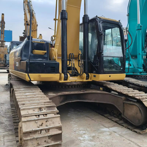 รถขุดตีนตะขาบ CAT 330 D2L มือสอง ขนาด 30 ตัน พร้อมใช้งาน ระบบไฮดรอลิกที่มีความเสถียร ห้องคนขับกว้างขวาง เหมาะสำหรับงานก่อสร้าง - Product Image 1